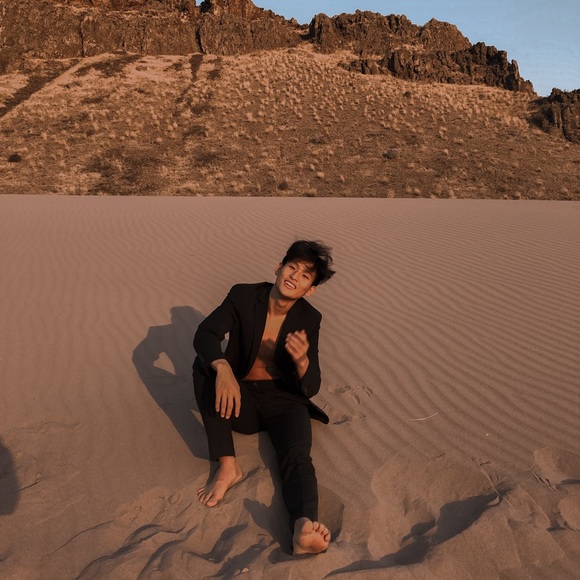 Meet your Posher, Daniel - Picture 1 of 1